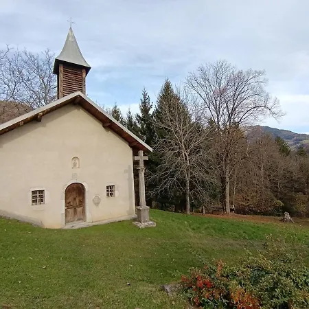 Maison A 20 Km Des Pistes 74210 Tatil Evi